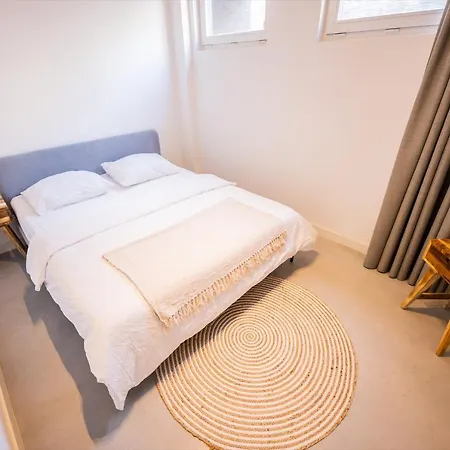 Apartment Tremendous 2-bedroom Serviced - 79 M2 Rotterdam